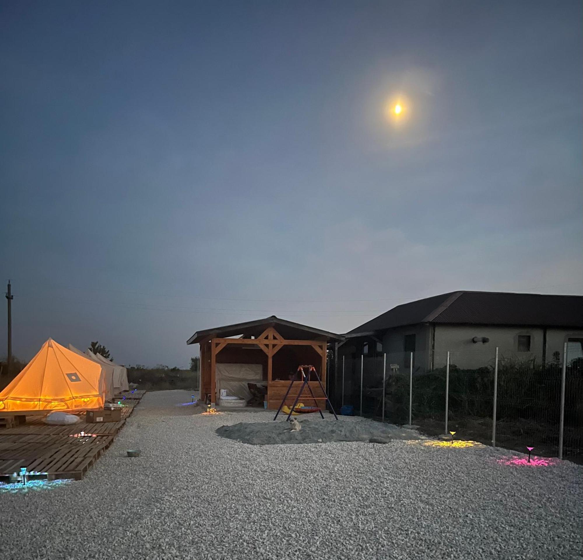 Meme Glamping 호텔 코르부 외부 사진